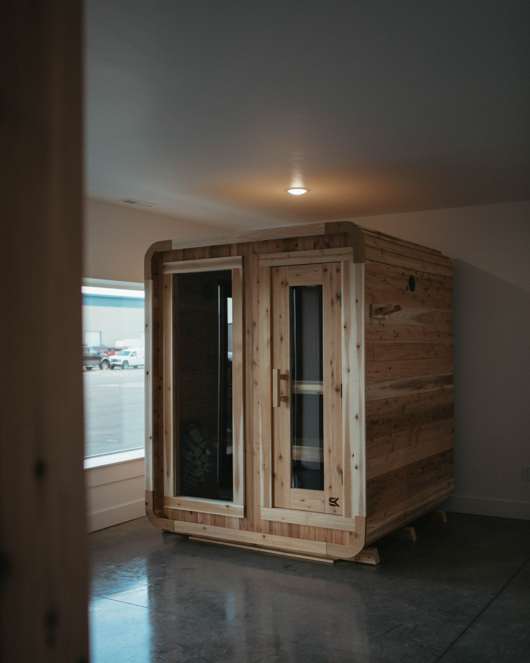X The Sweat Cabin (4-6 Person) by Sweat Kingdom